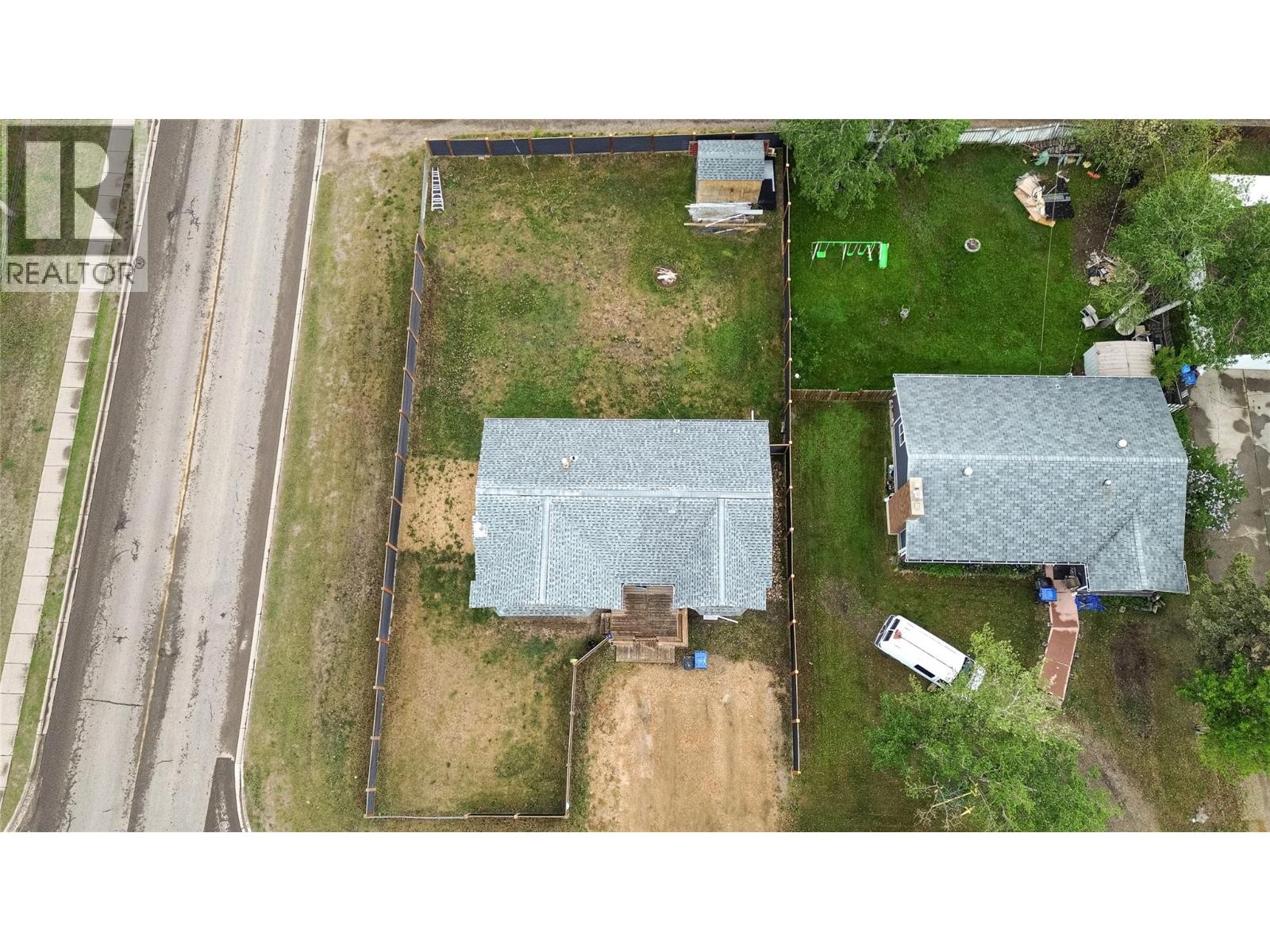1564 109 Avenue - 24