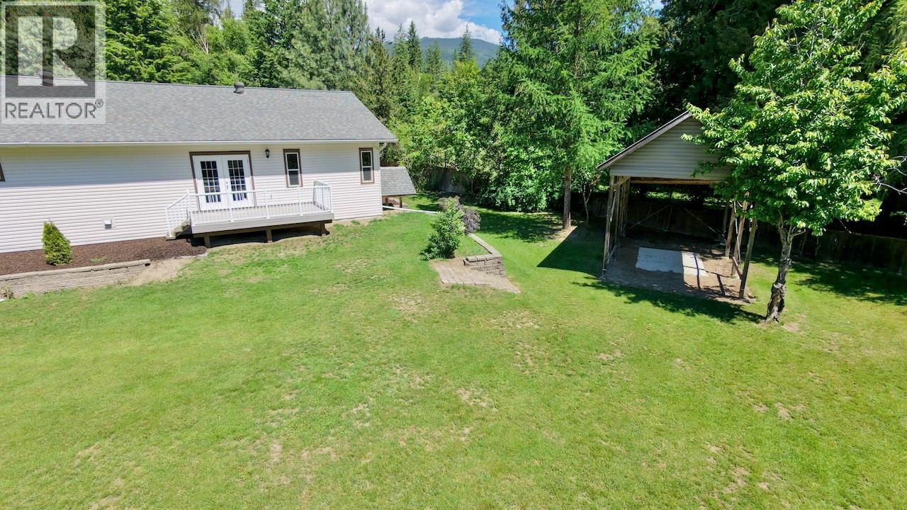  637 Enderby Mabel Lake Road, Enderby