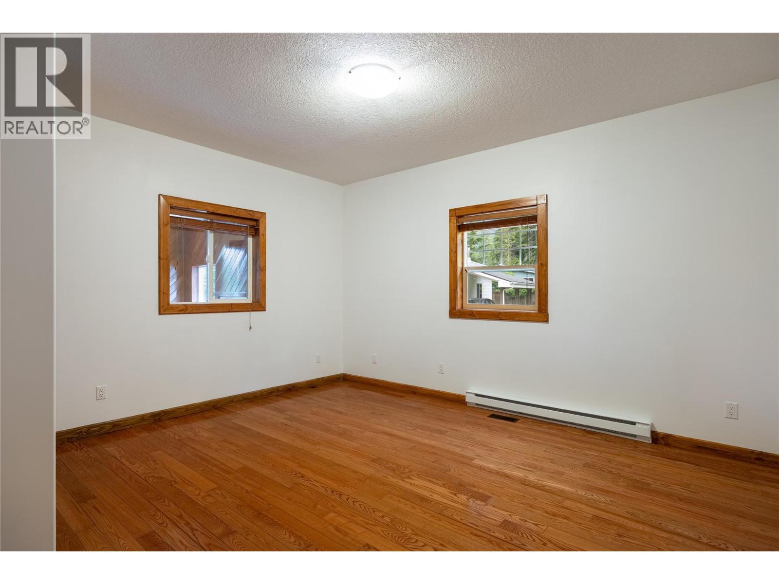  637 Enderby Mabel Lake Road, Enderby