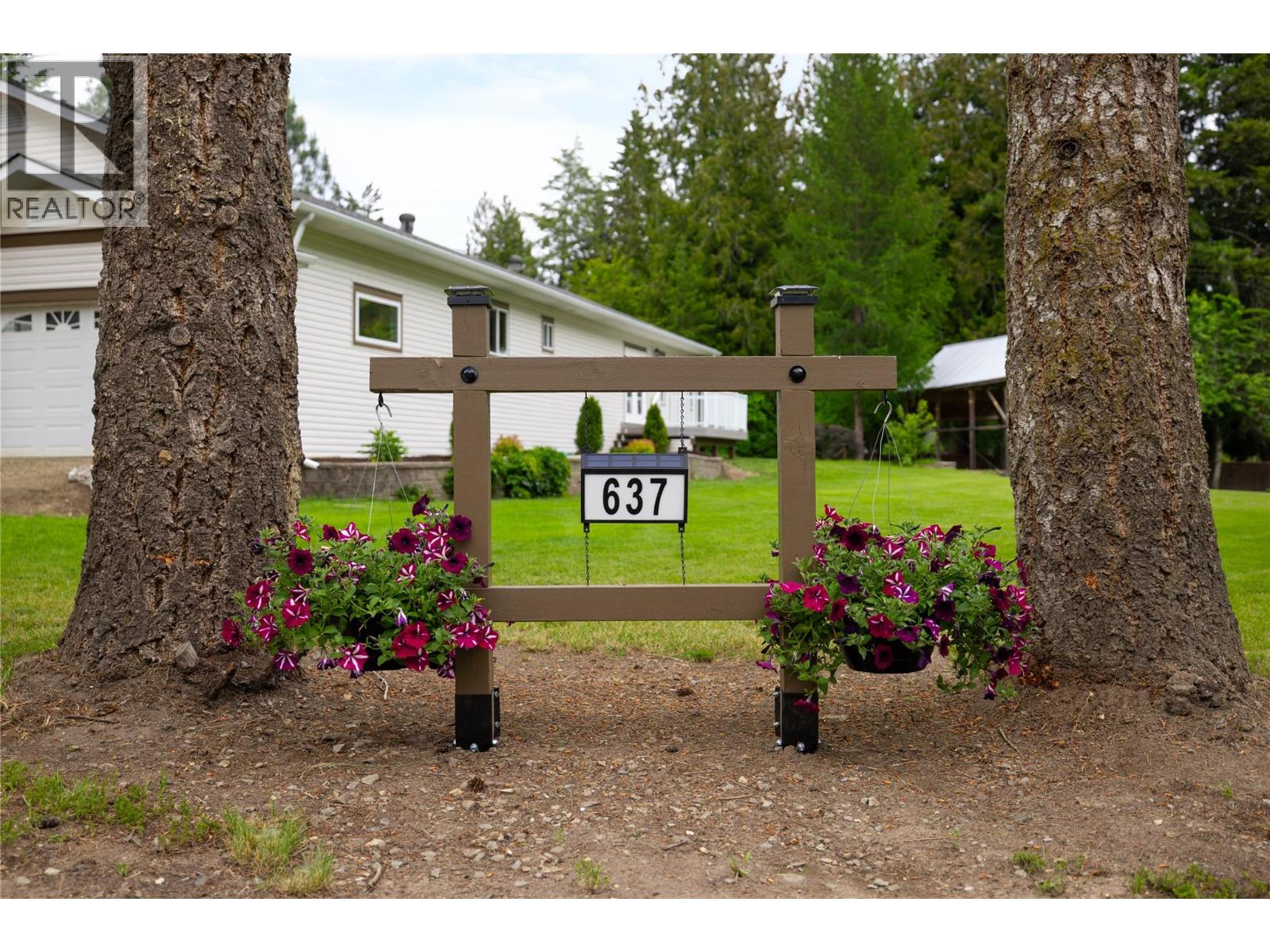 637 Enderby Mabel Lake Road - 3