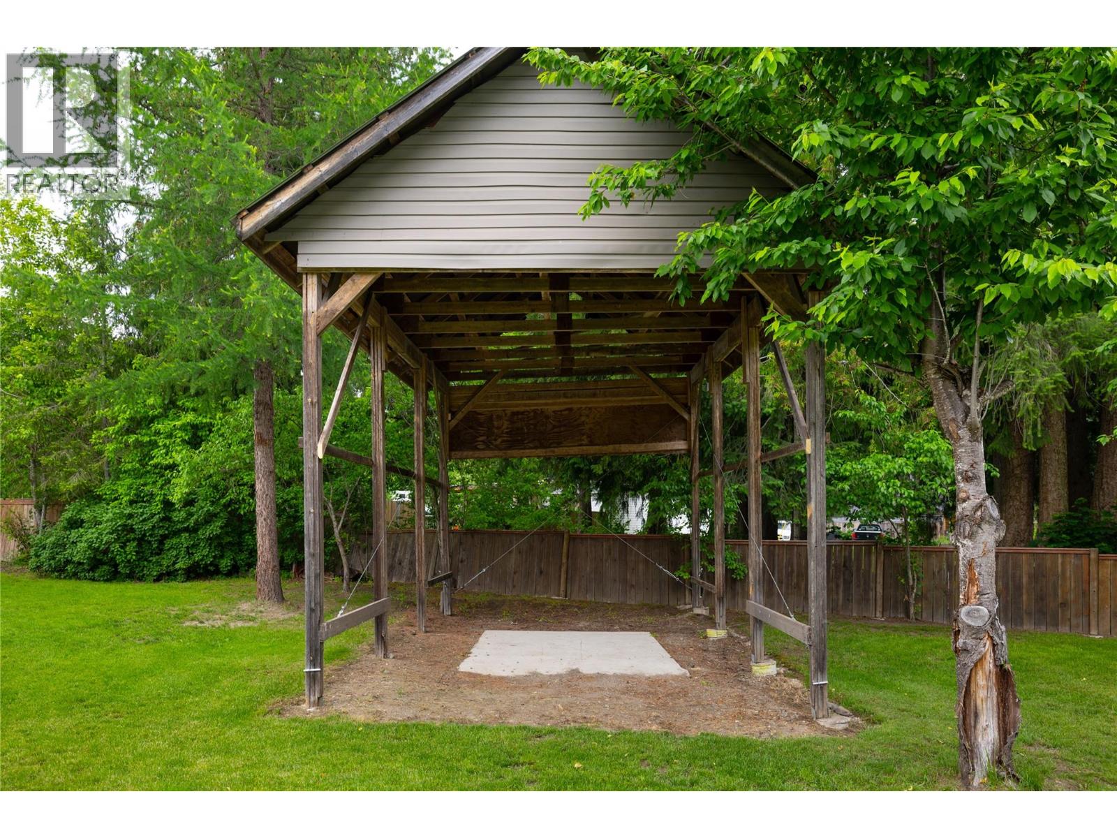  637 Enderby Mabel Lake Road, Enderby