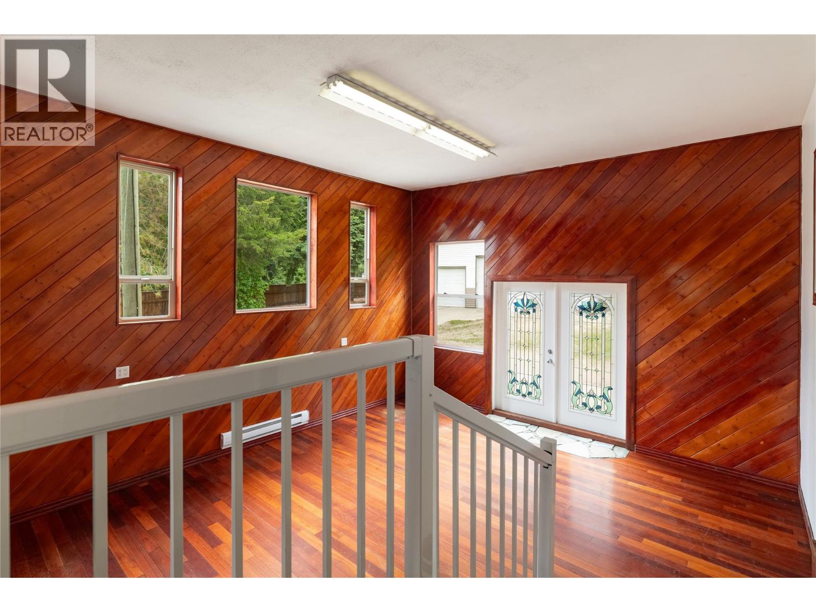  637 Enderby Mabel Lake Road, Enderby