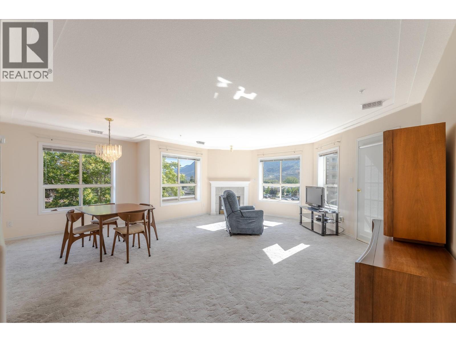#301 2265 Atkinson Street - 6