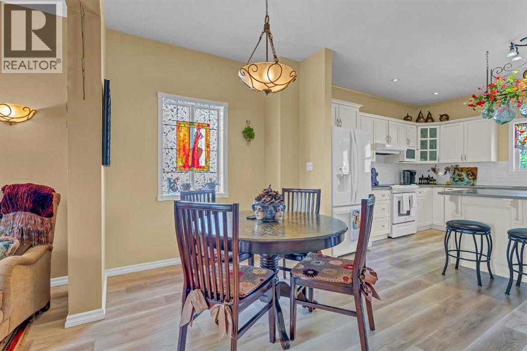 1030 5 Street SE - 11