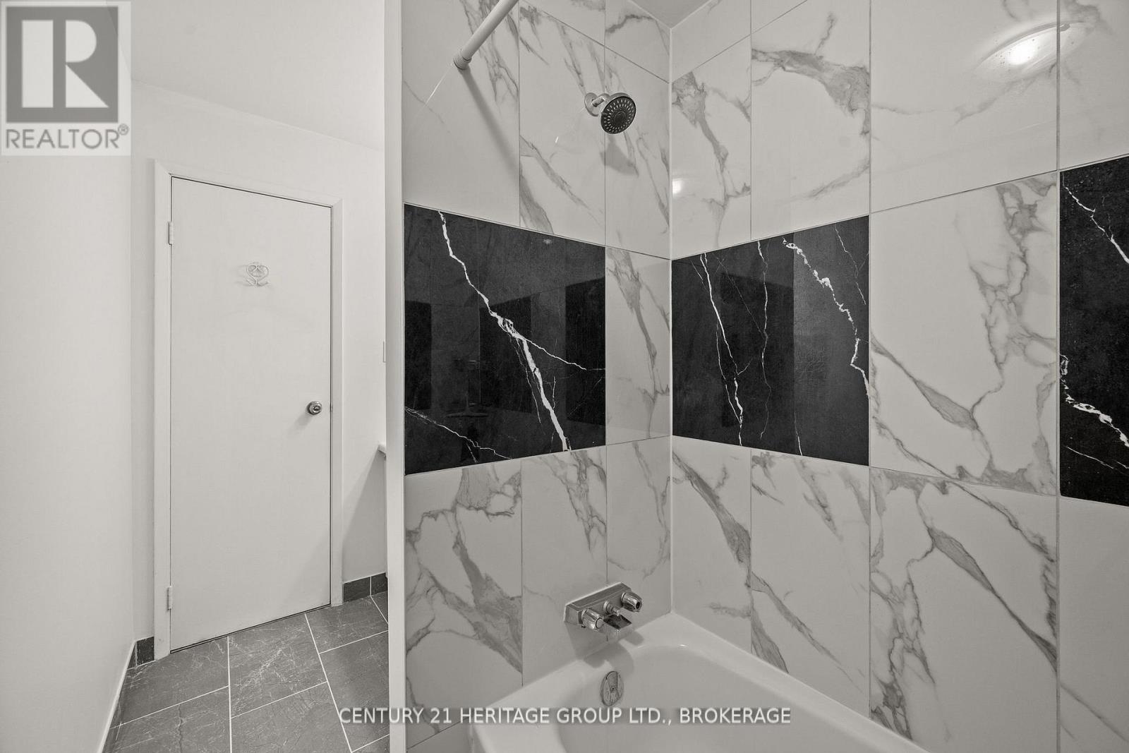 #202 561 ARMSTRONG ROAD - 16