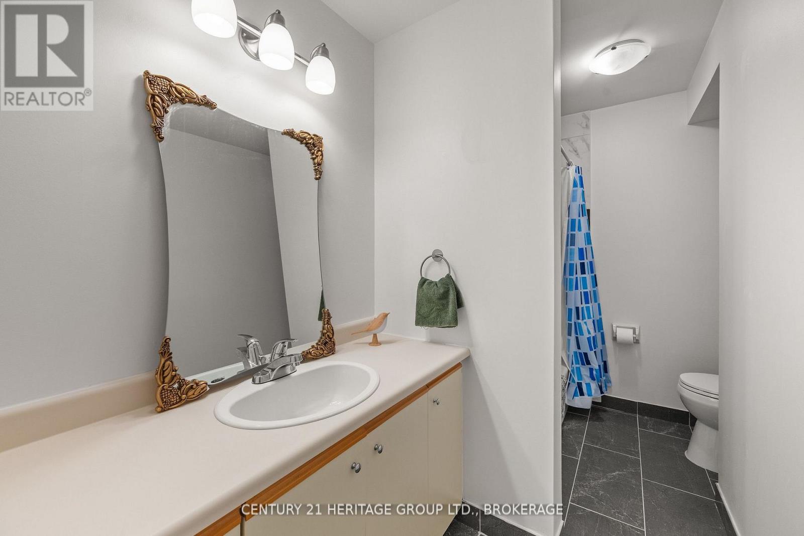 #202 561 ARMSTRONG ROAD - 17
