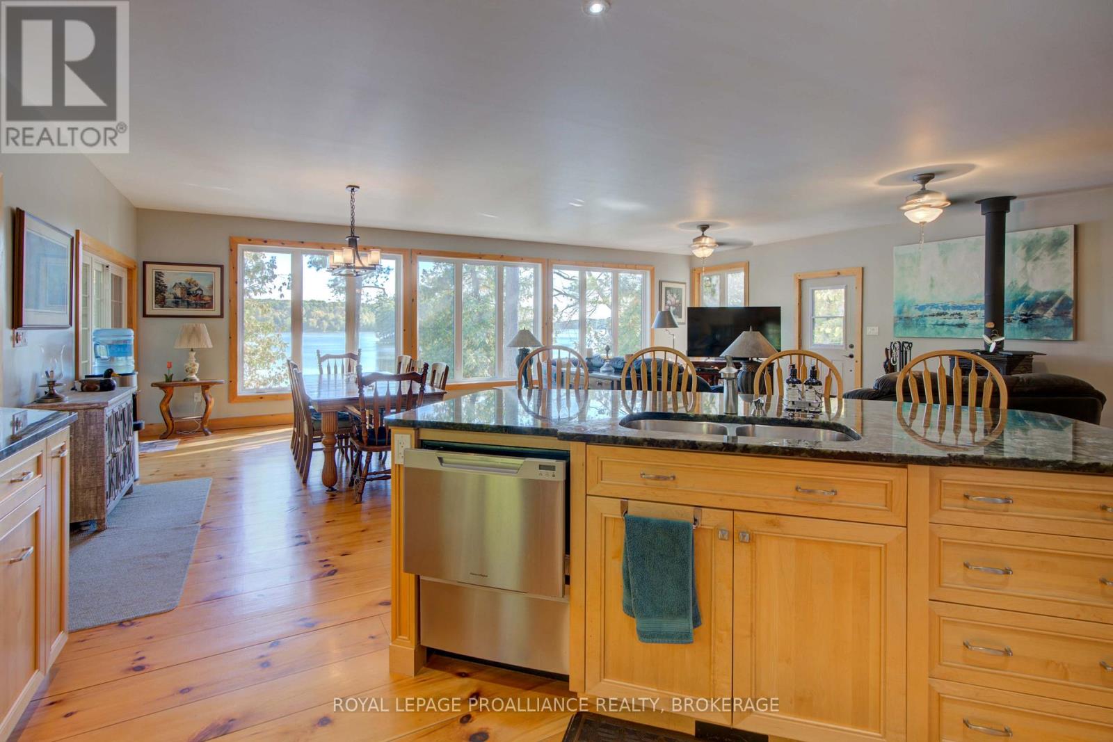 441 B MACCOMISH LANE - 15