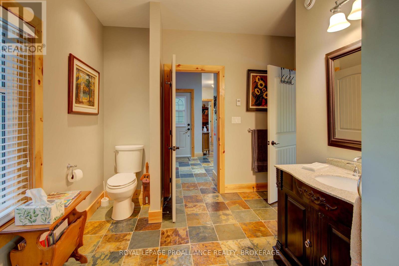 441 B MACCOMISH LANE - 23