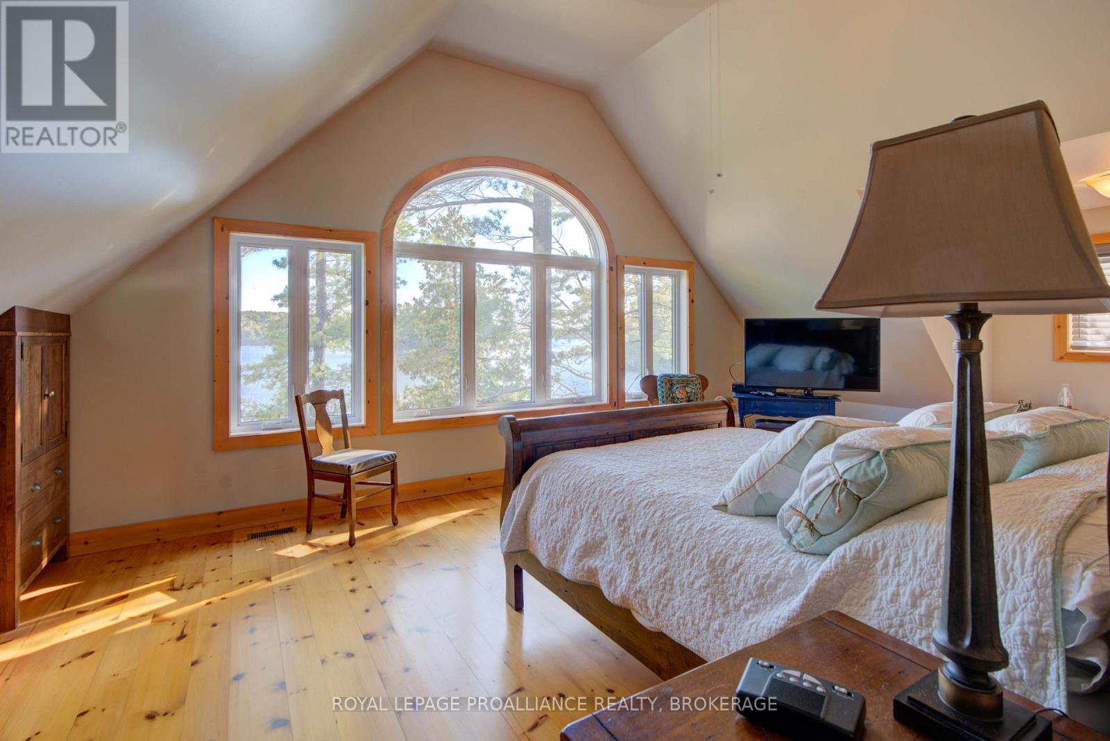 441 B MACCOMISH LANE - 30