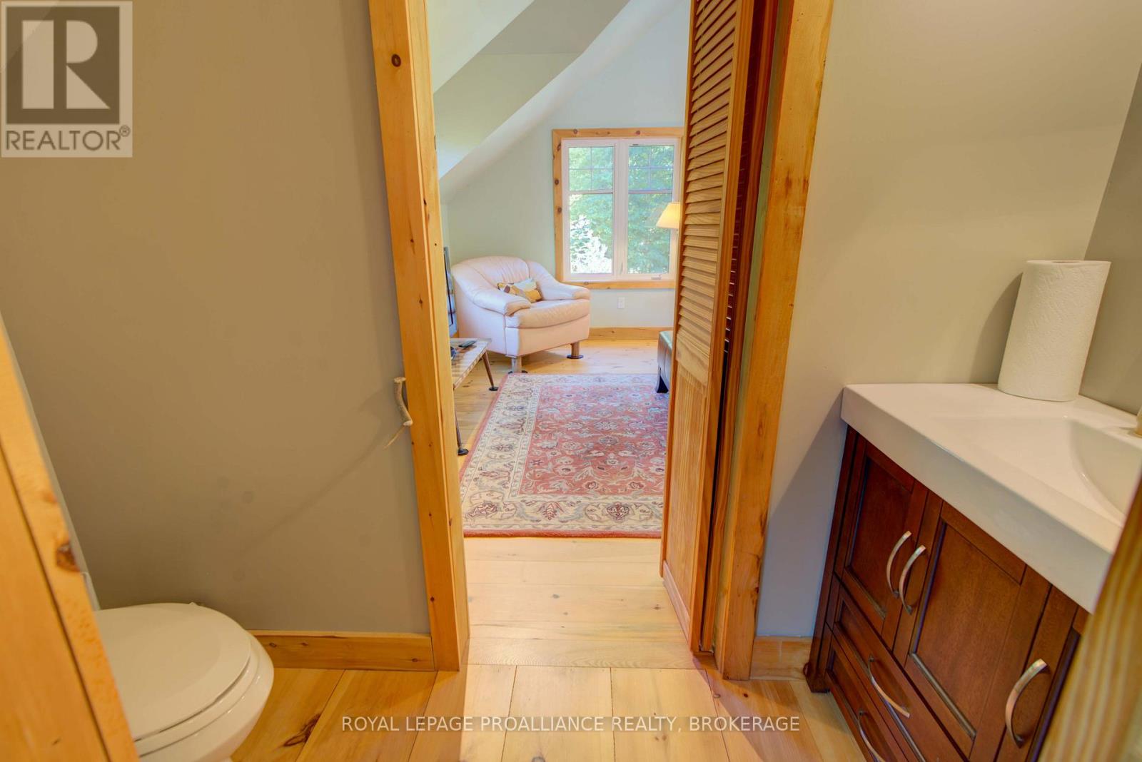 441 B MACCOMISH LANE - 43