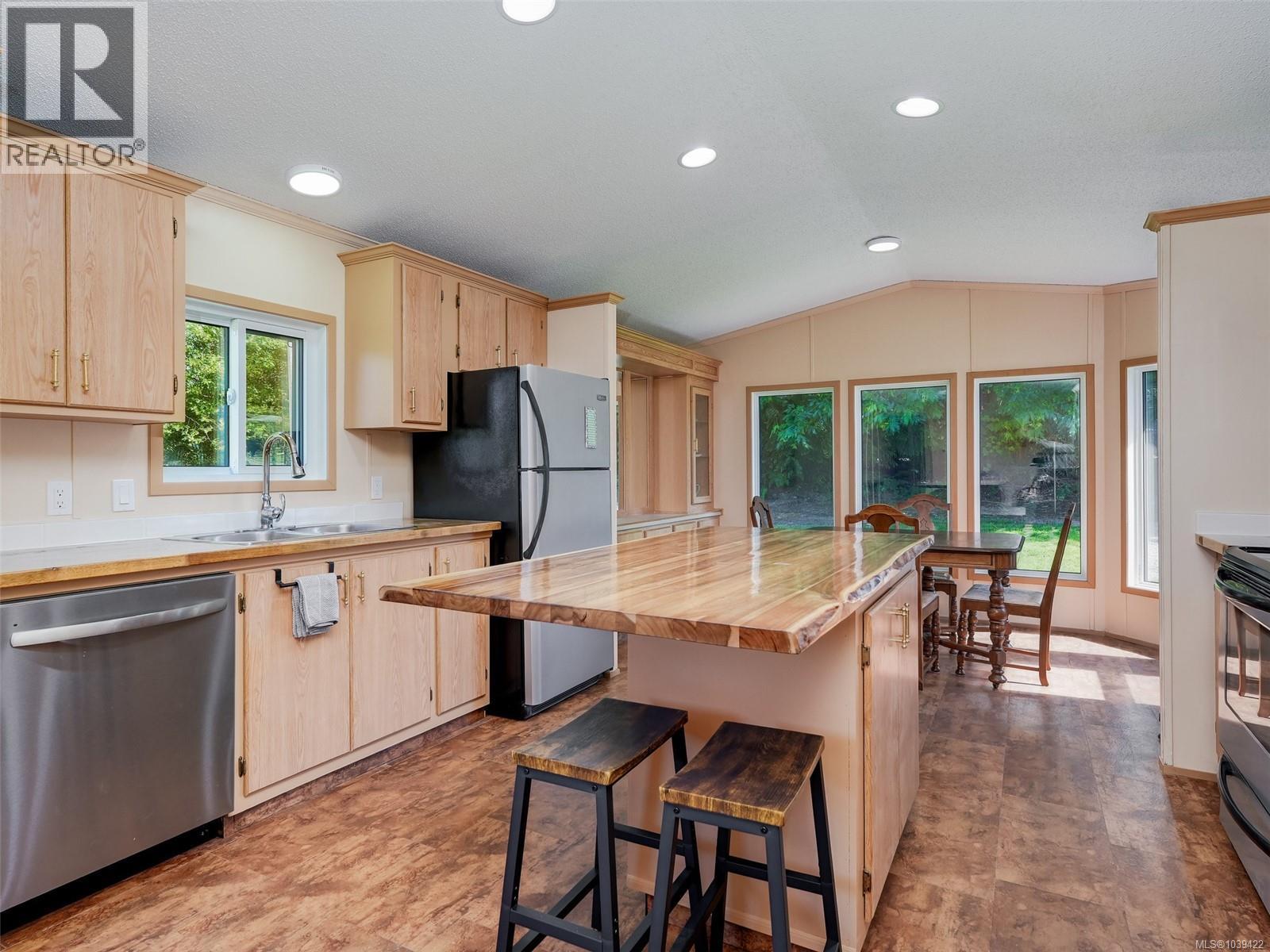 6620 Helgesen Rd - 16