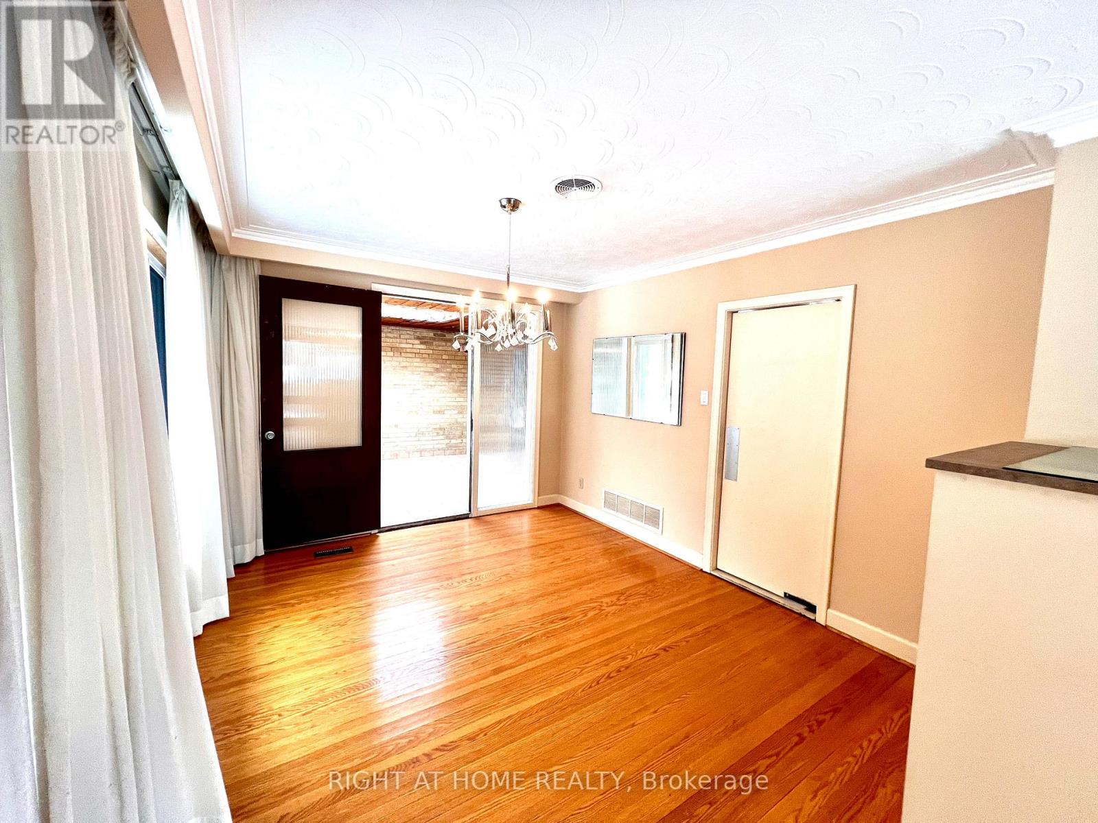 77 RIVERSIDE BOULEVARD - 16
