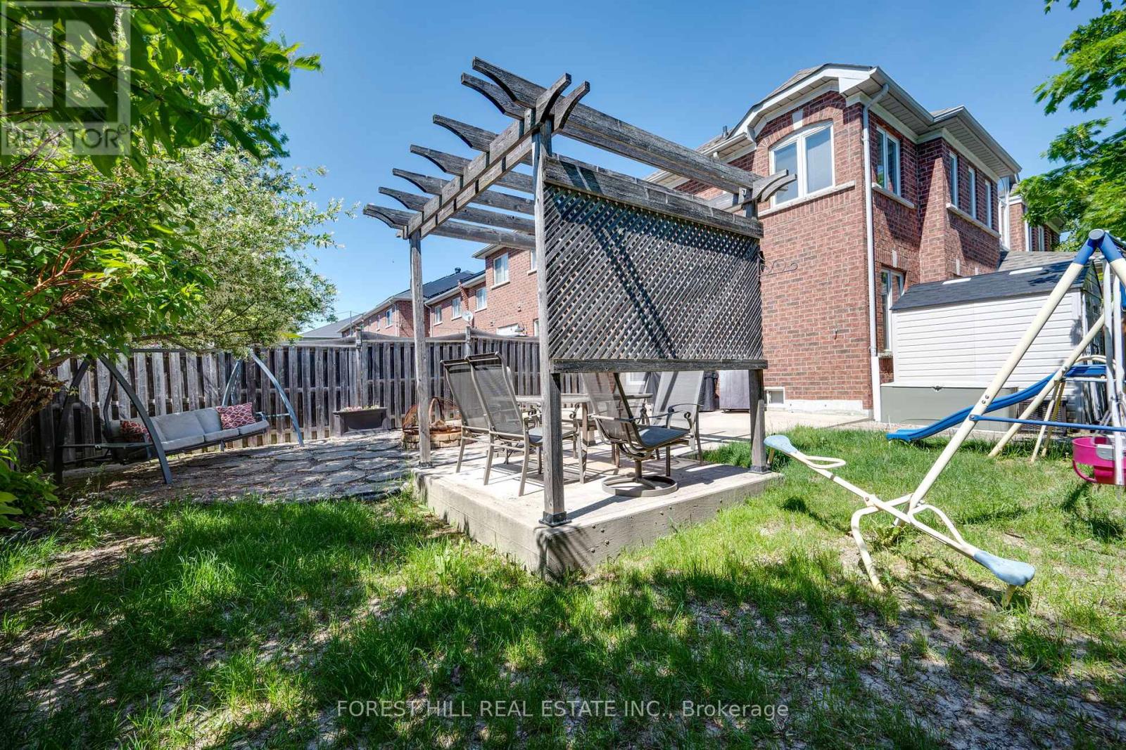 59 BANBROOKE CRESCENT - 28