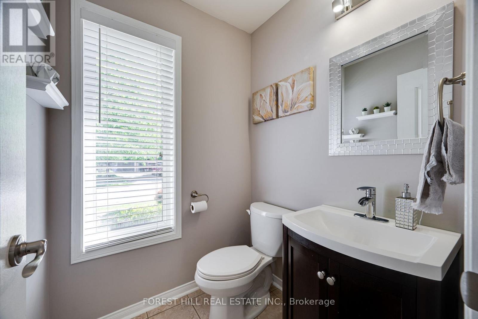 59 BANBROOKE CRESCENT - 10