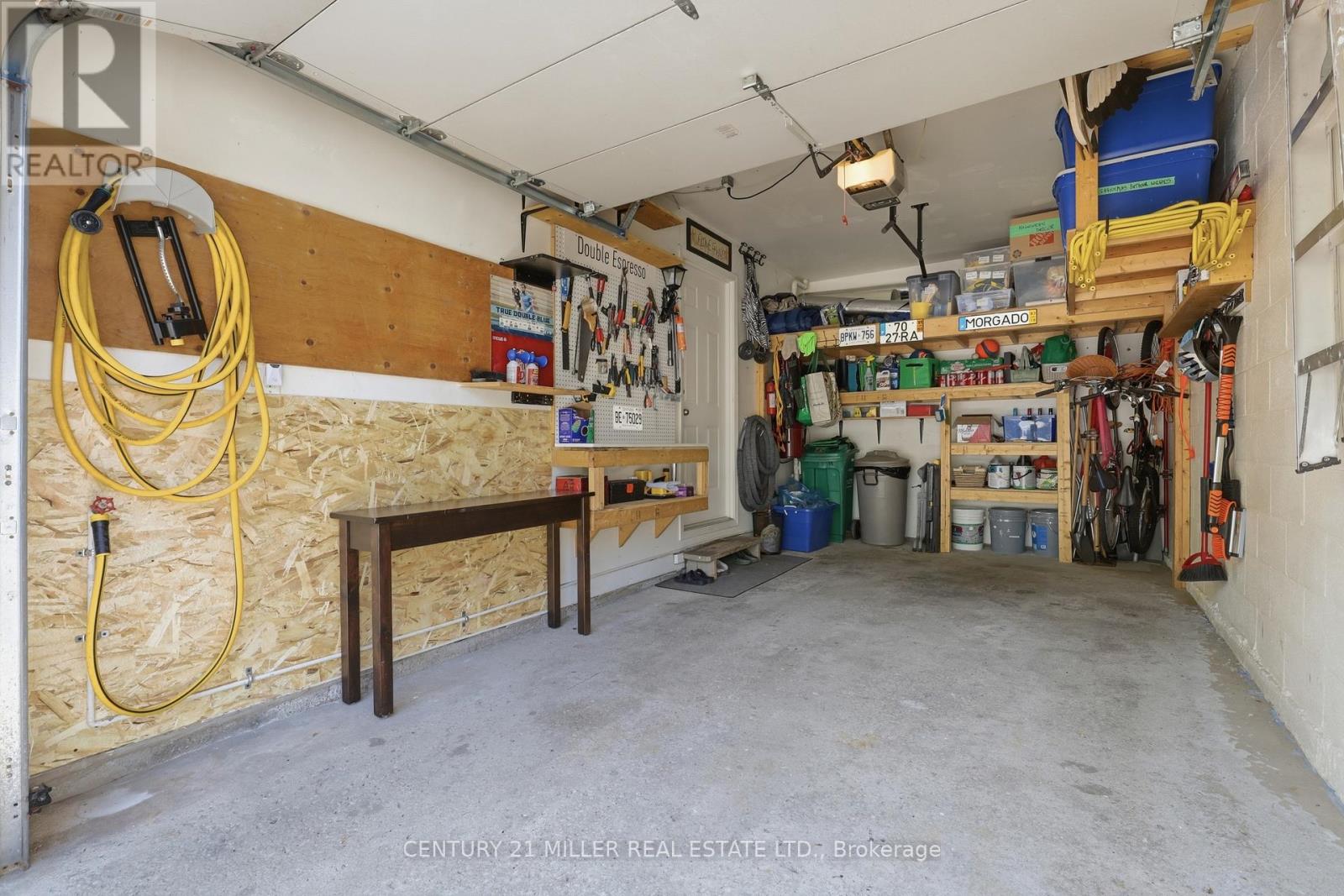 #66 1951 RATHBURN ROAD E - 39