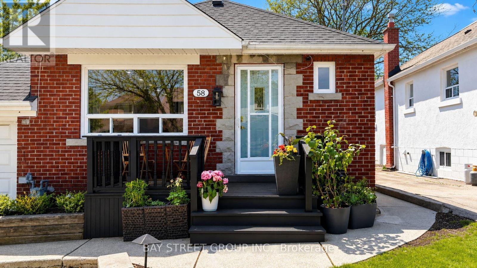 58 ALBERT AVENUE - 3
