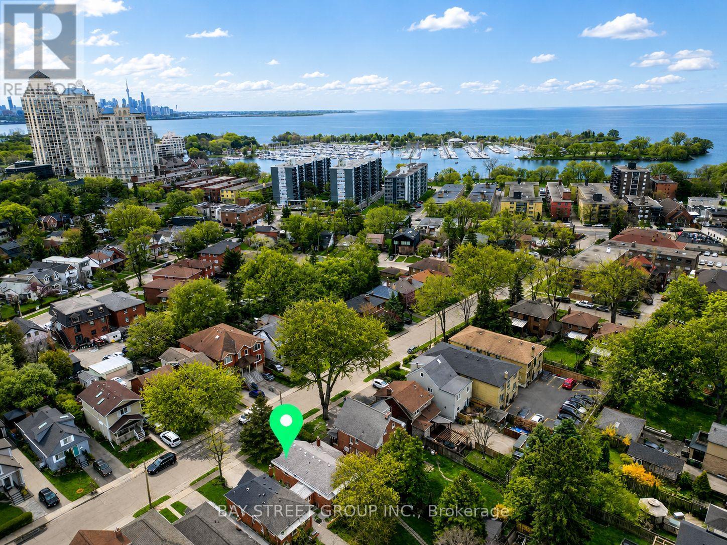 58 ALBERT AVENUE - 4