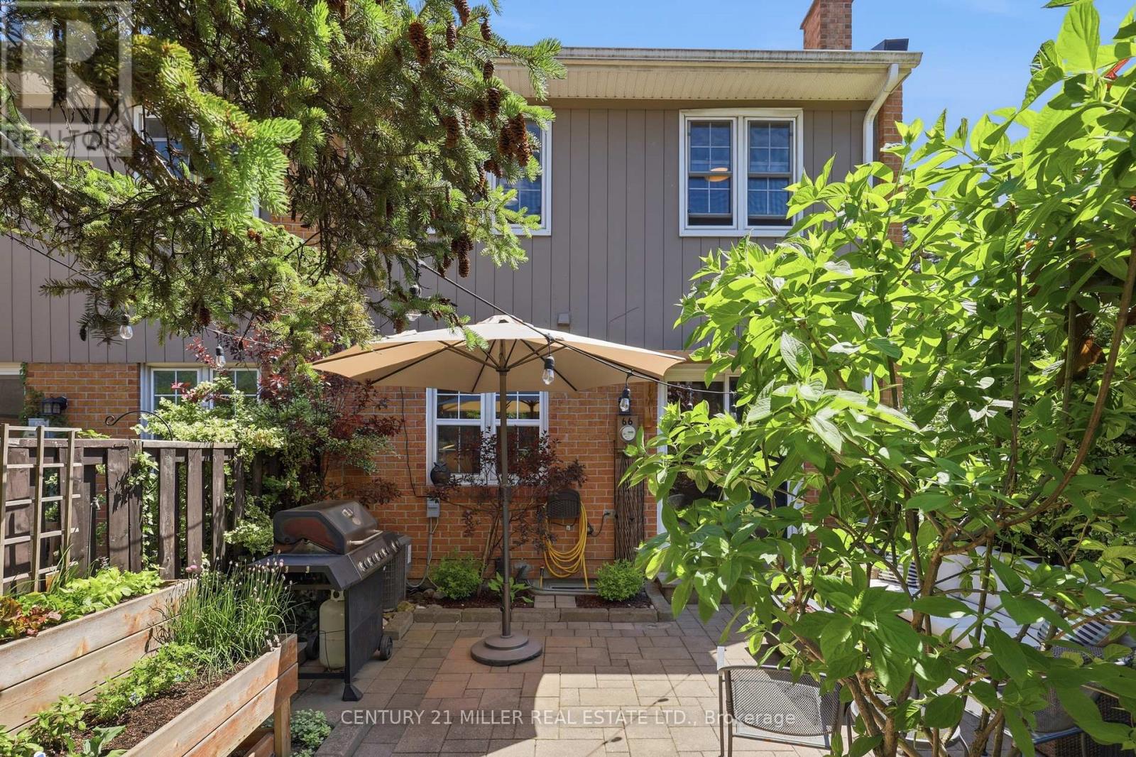 #66 1951 RATHBURN ROAD E - 37