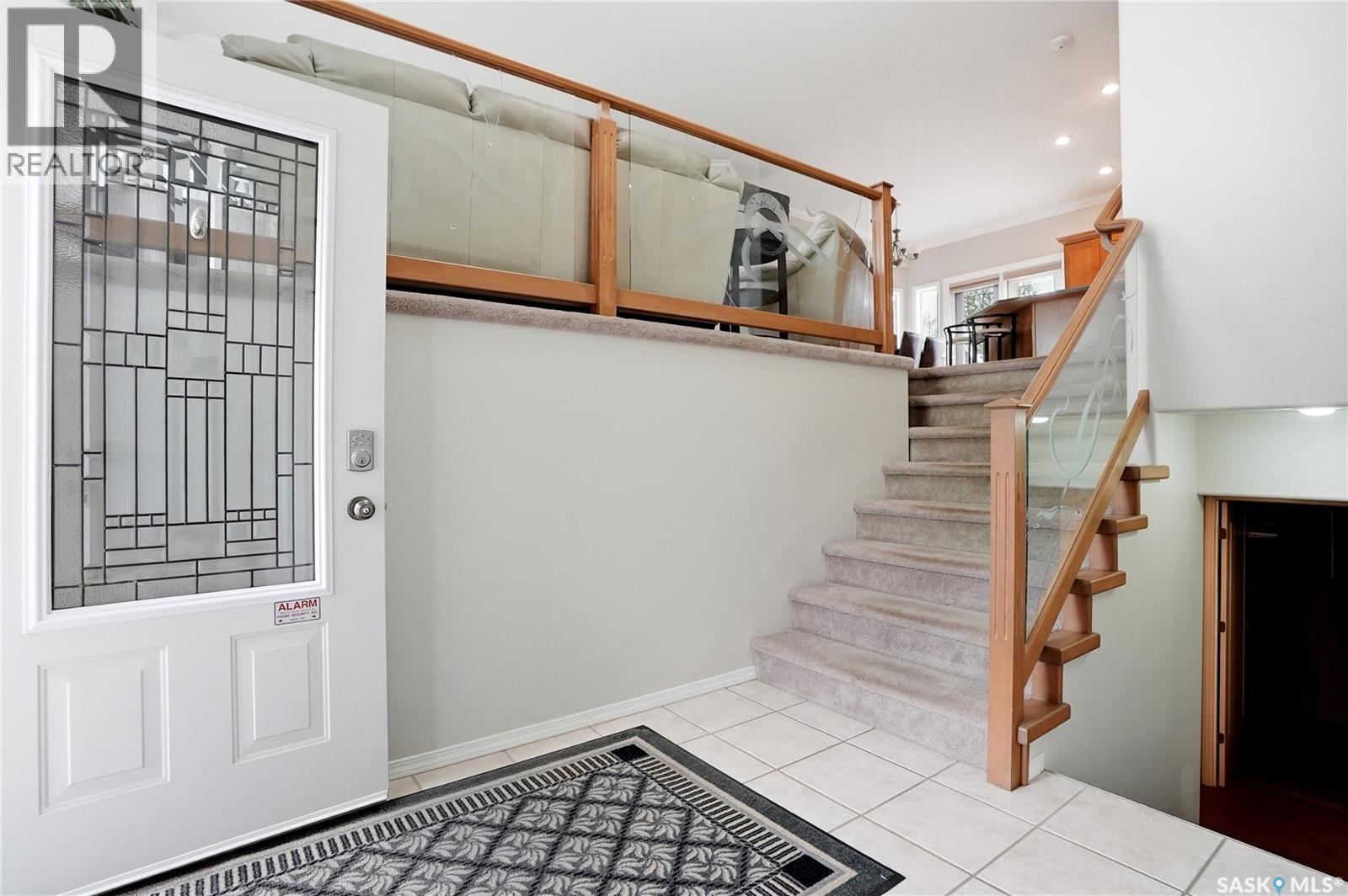 839 Beechmont LANE - Image 3