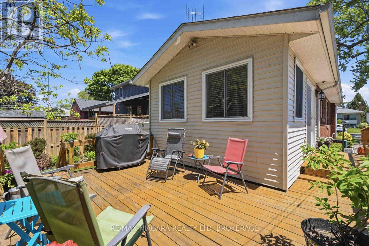 86 CLARE AVENUE - 12