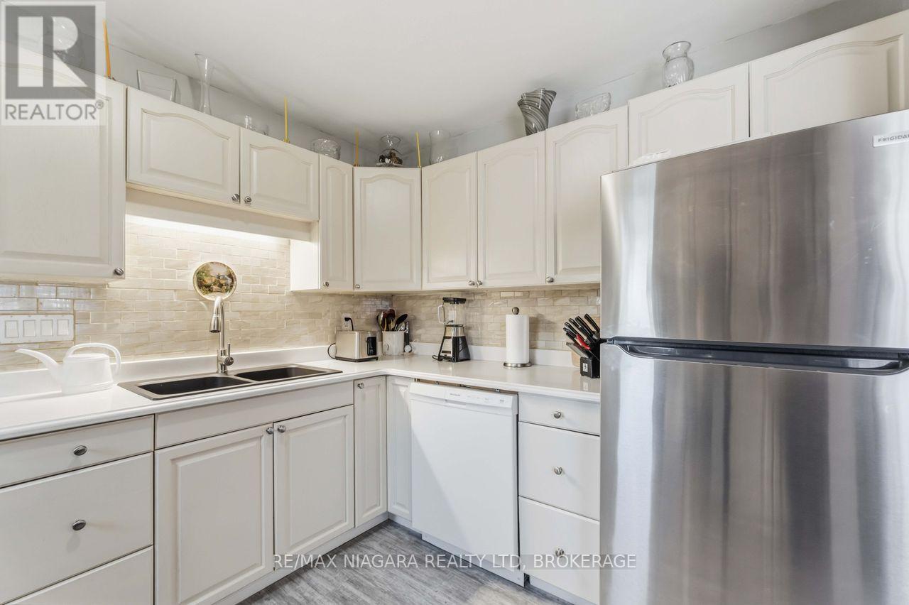 86 CLARE AVENUE - 19