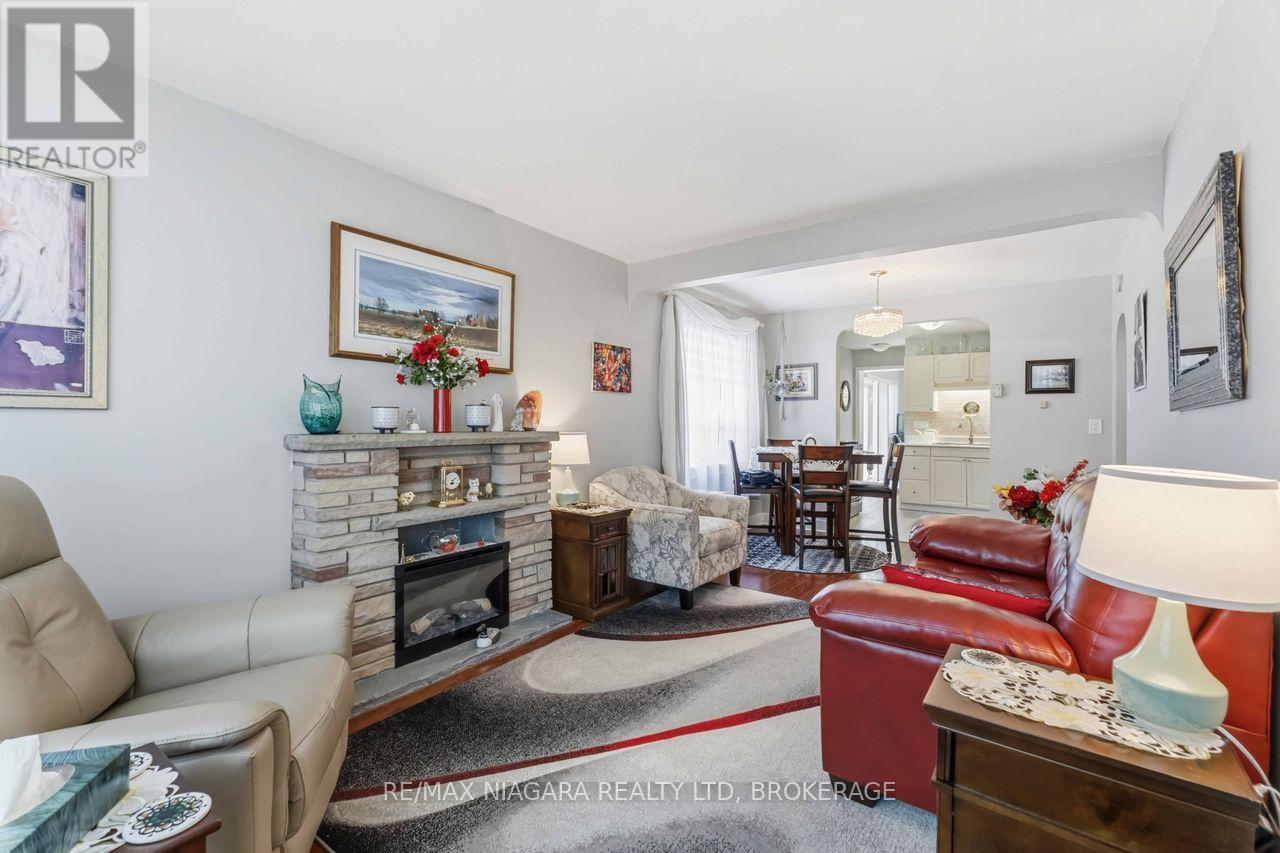 86 CLARE AVENUE - 21