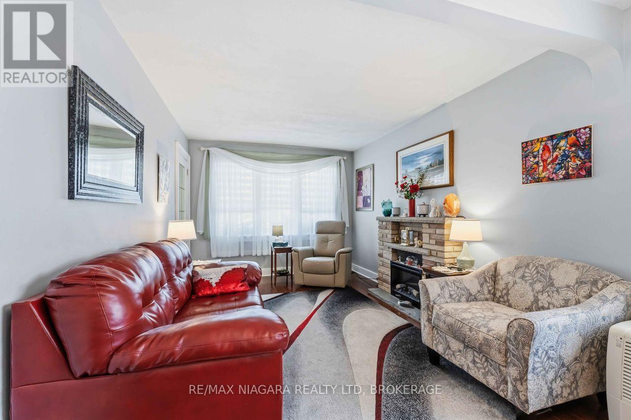 86 CLARE AVENUE - 23