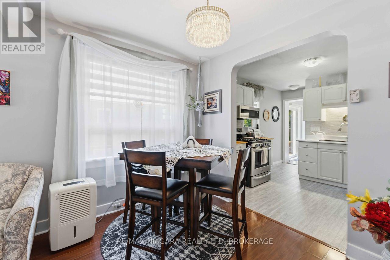 86 CLARE AVENUE - 24