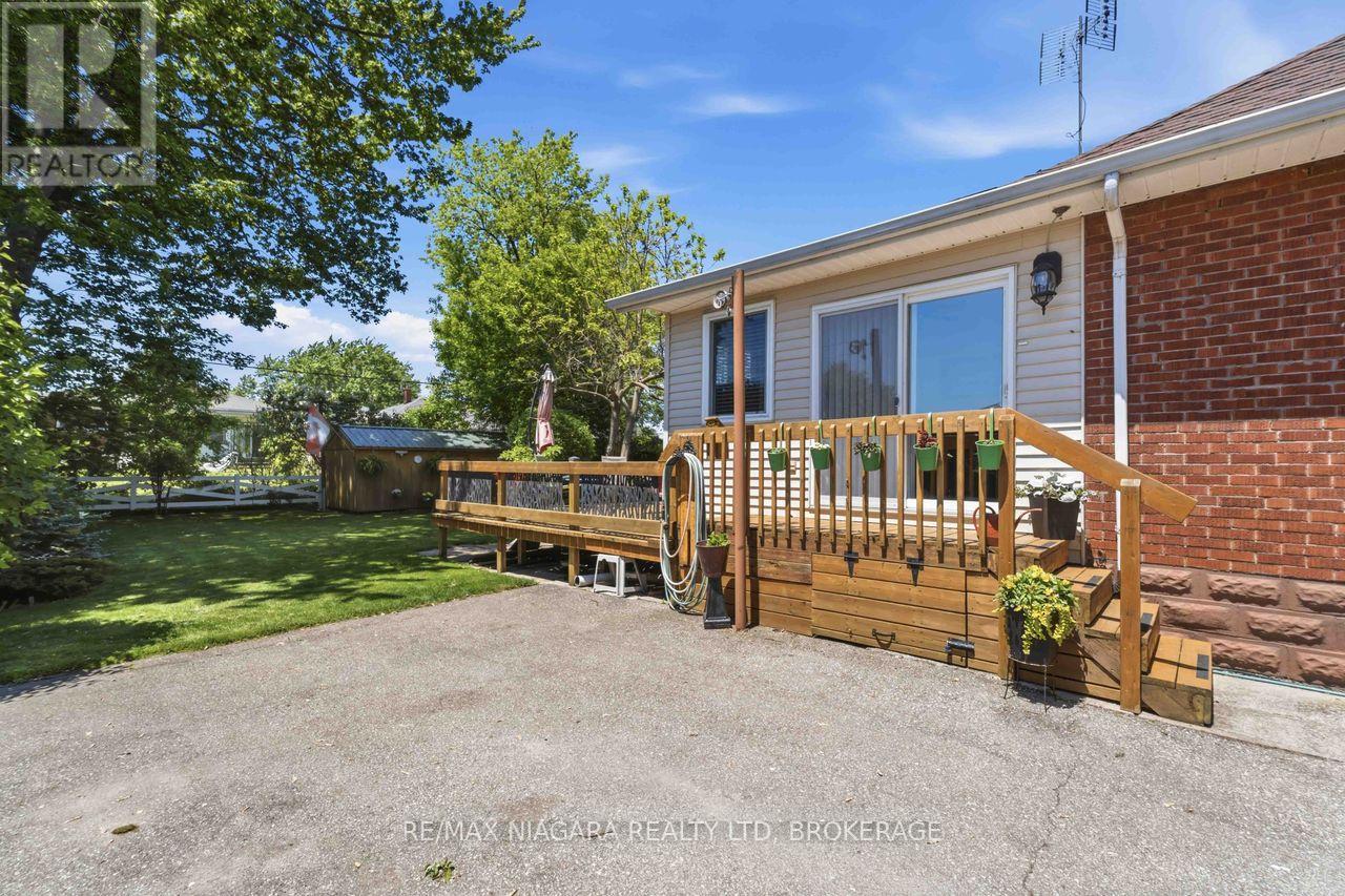86 CLARE AVENUE - 4