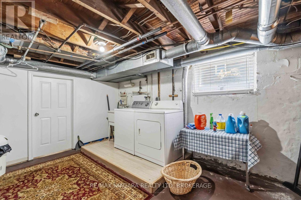 86 CLARE AVENUE - 41