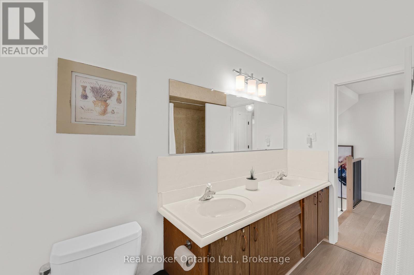 377 DUNCOMBE DRIVE - 15
