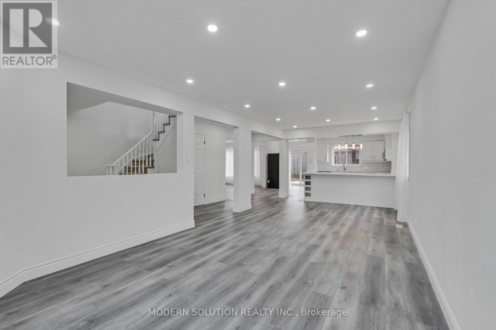 168 FUSILIER DRIVE - 14
