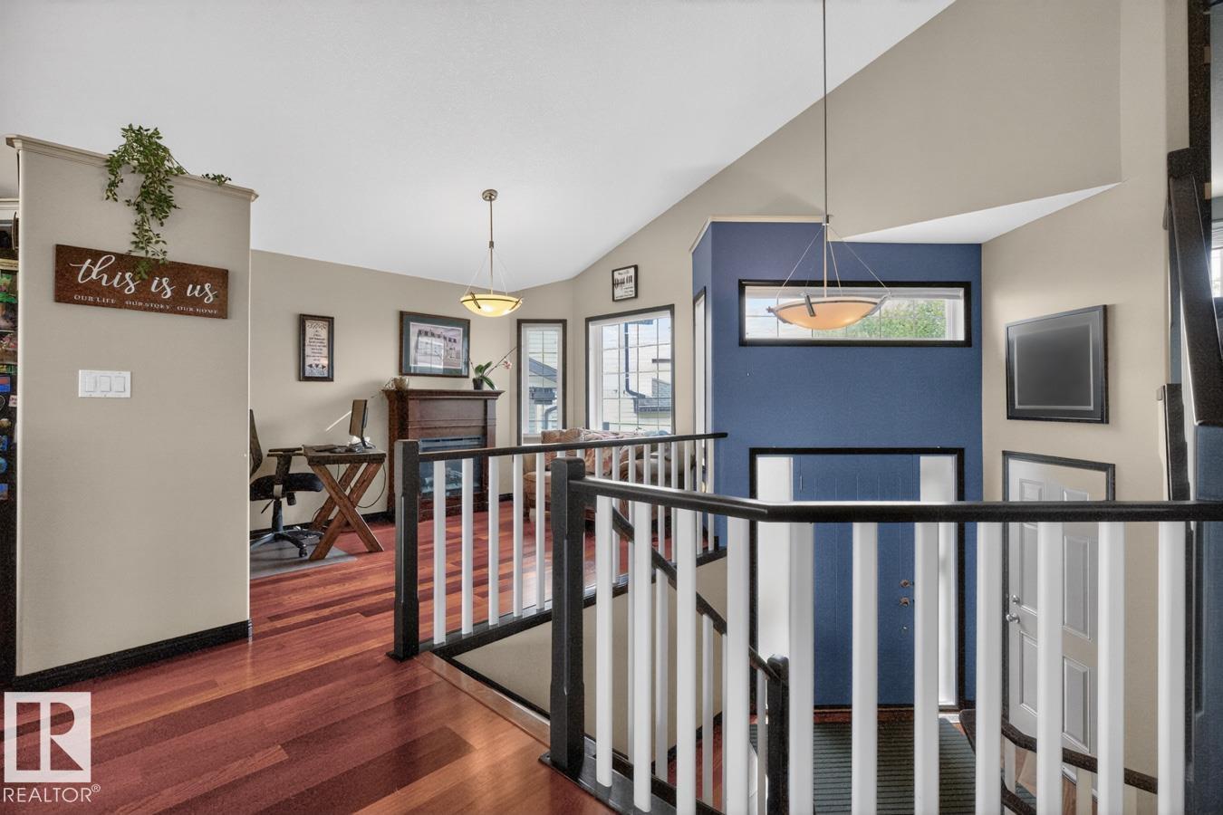 3211 47 ST - 20