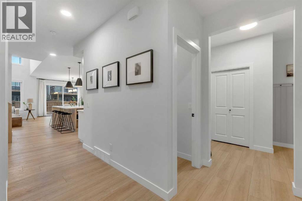 121 Amblehurst Green NW - 4