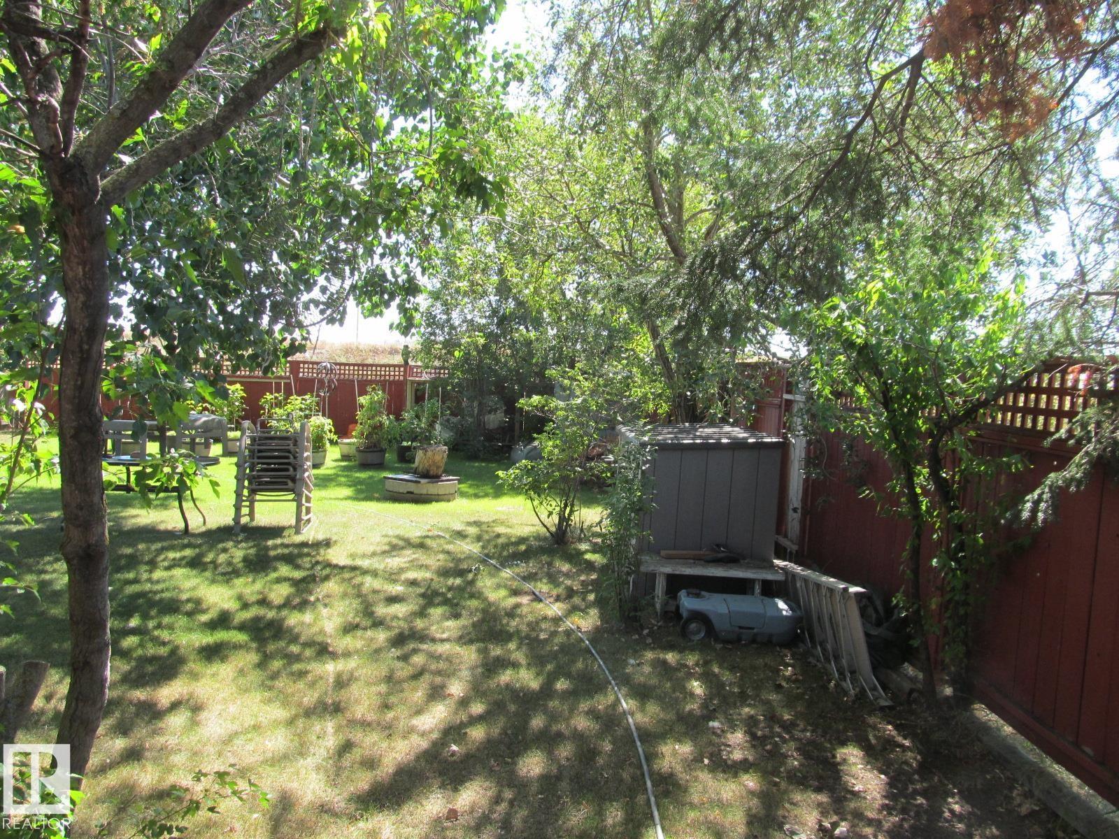 4823 10 AV NW - 44