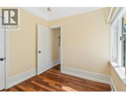 1171 Rockland Ave, Victoria, BC V8V3H8 Photo 10