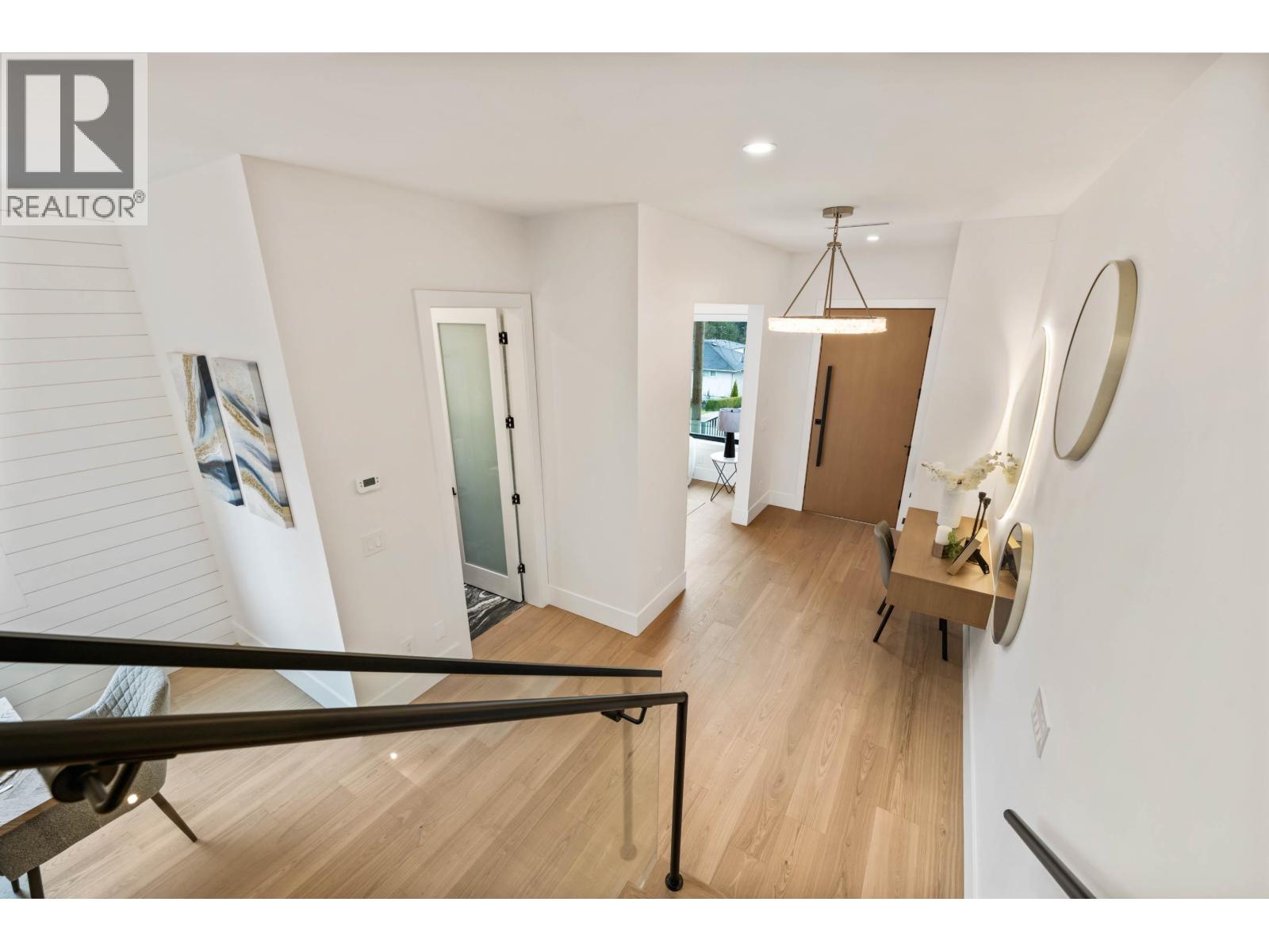 1 6107 PATRICK STREET, Burnaby