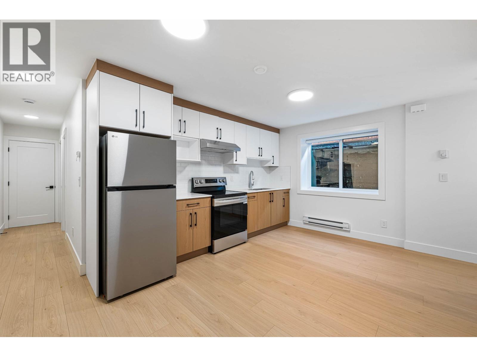 1 6107 PATRICK STREET, Burnaby