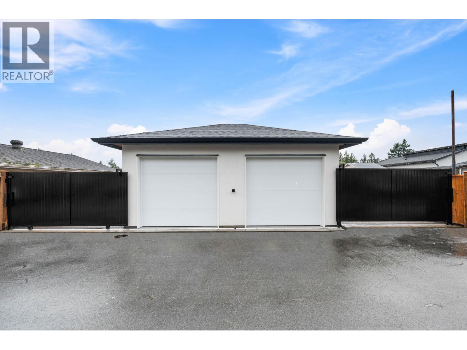 1 6107 PATRICK STREET, Burnaby