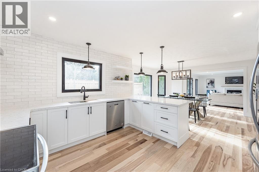 175 BLUEBELL Crescent - 17