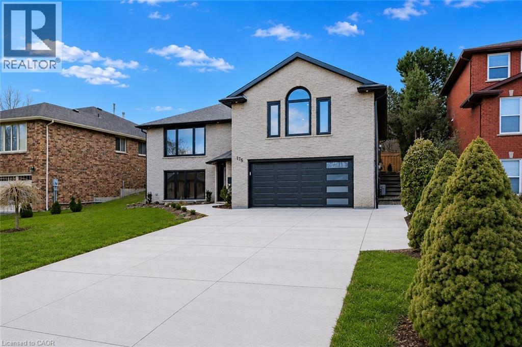 175 BLUEBELL Crescent - 2