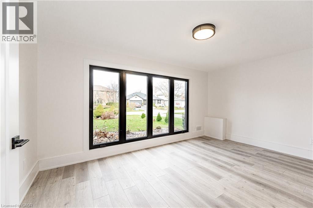 175 BLUEBELL Crescent - 30