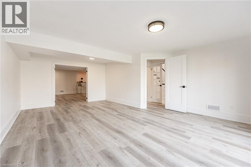 175 BLUEBELL Crescent - 31