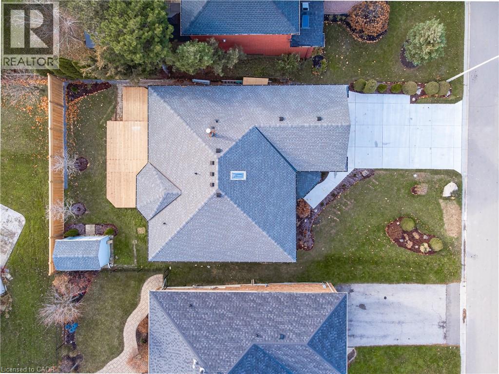 175 BLUEBELL Crescent - 50