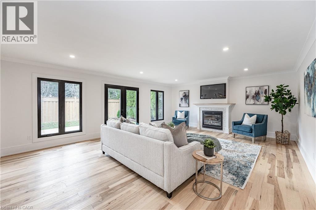 175 BLUEBELL Crescent - 6