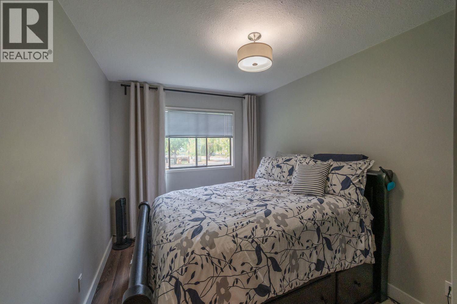 #201 150 Skaha Place - 8