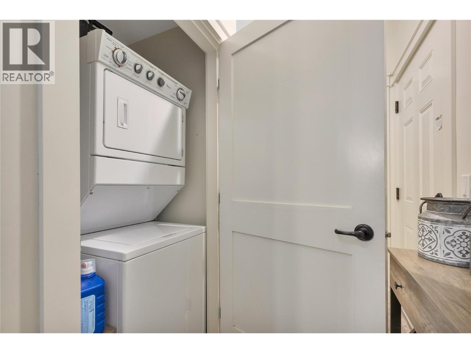 #122 511 Yates Road - 31