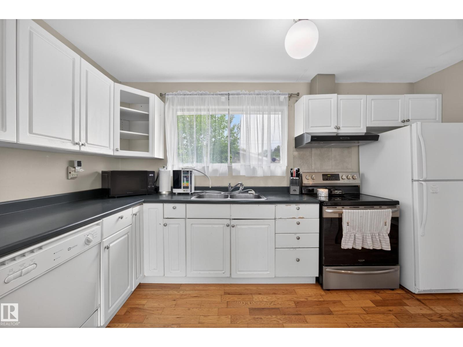 5216 104A ST NW - 14