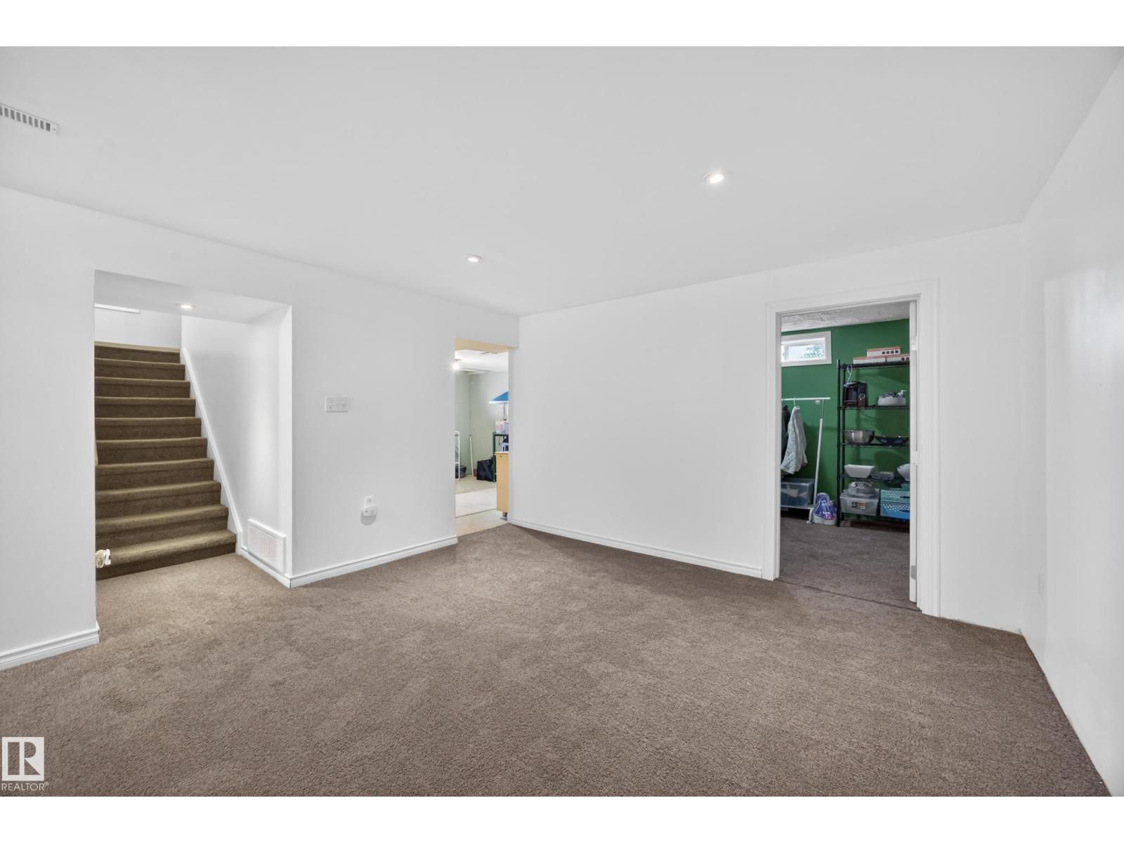 5216 104A ST NW - 28