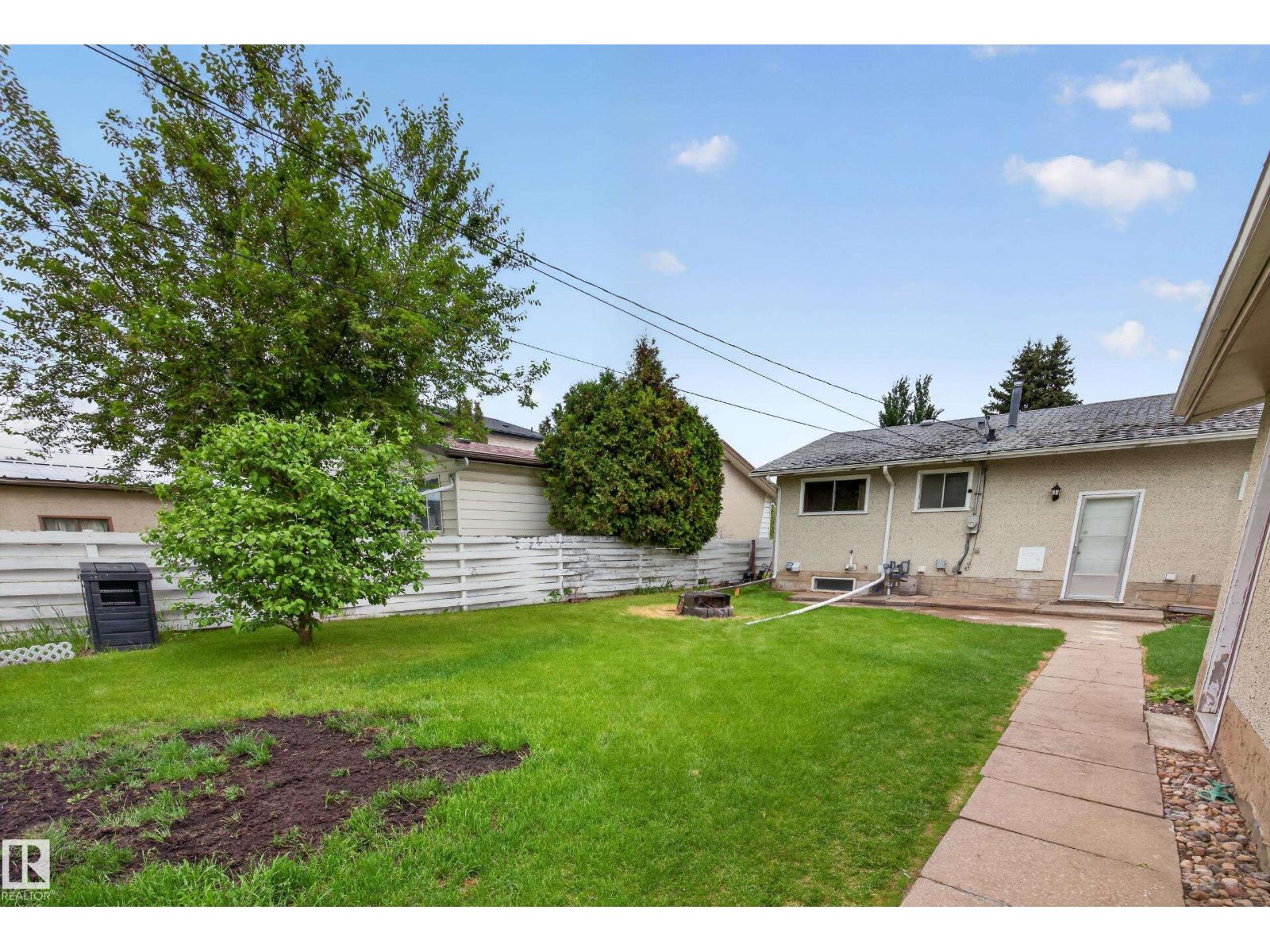 5216 104A ST NW - 46